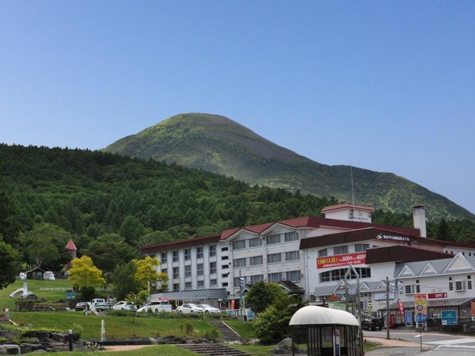 Exterior & Views 1, Ikenotaira Shirakaba Kogen Hotel, Tateshina