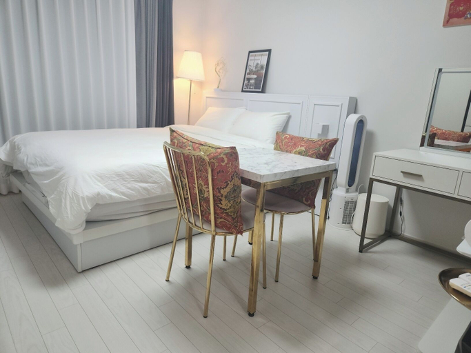 Bedroom 8