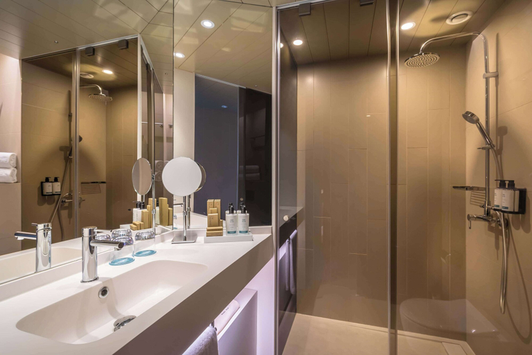 Bathroom 5, Occidental Barcelona 1929, Barcelona