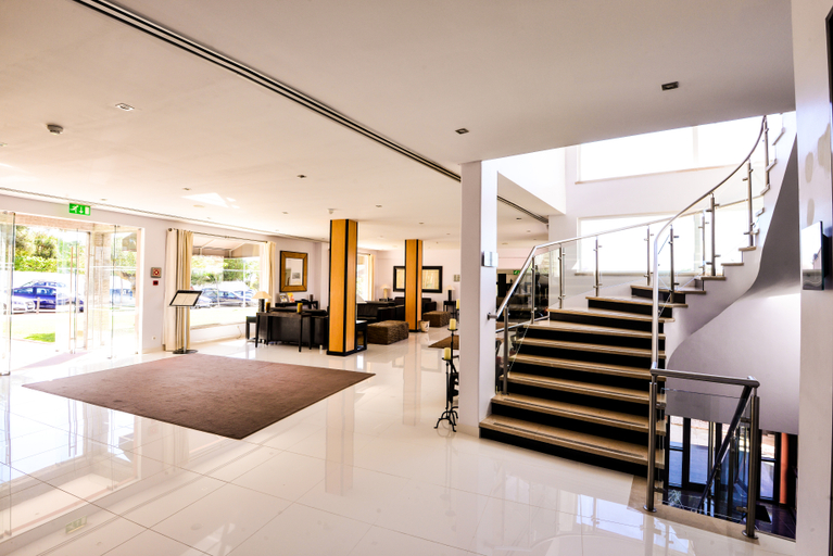 Public Area 5, Vila Gale Collection Praia Hotel, Albufeira