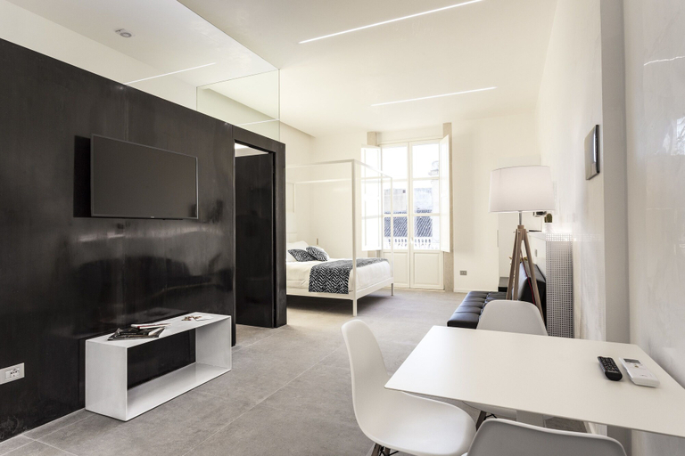 Others 4, Nostos rooms & Apartments, Syracuse