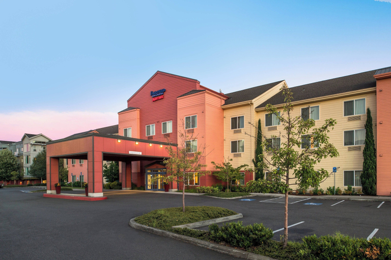 Exterior & Views, Fairfield Inn & Suites by Marriott Portland North, Multnomah