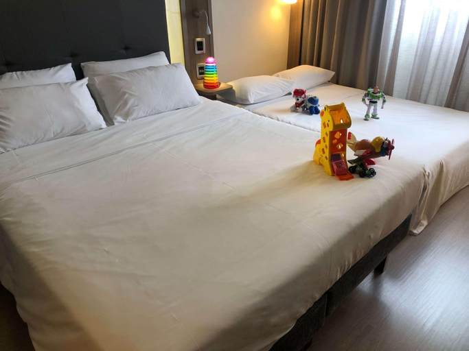 Bedroom 18