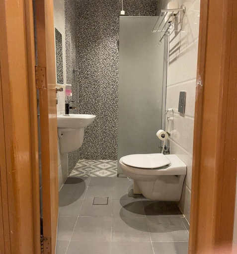 Bathroom, GP resort