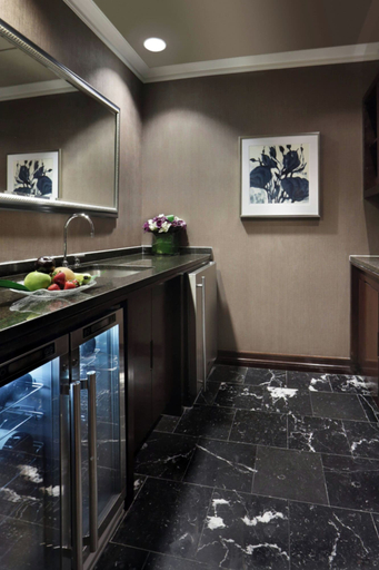Dining Room 16