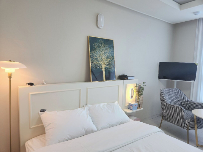 Bedroom 24