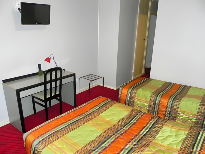 Bedroom 9