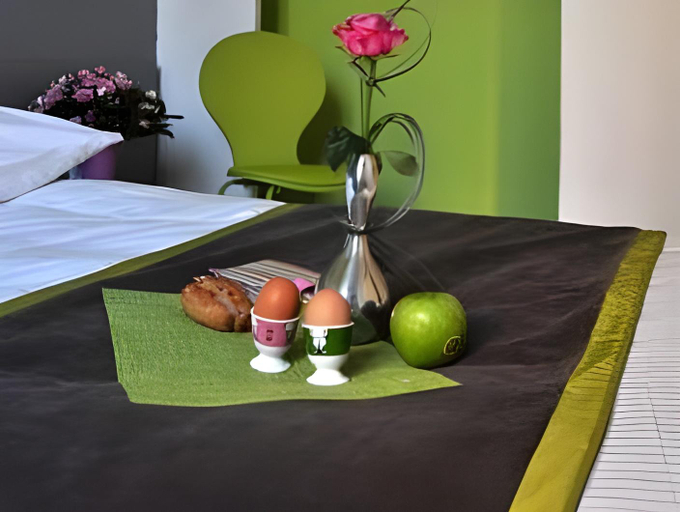 Bedroom 18