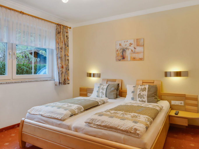 Bedroom 3, Apartment in Kleinarl Near Ski Amade, Sankt Johann im Pongau