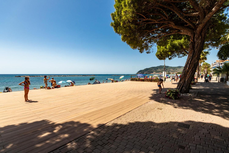 Others 4, Piccolo hotel le Palme, Imperia