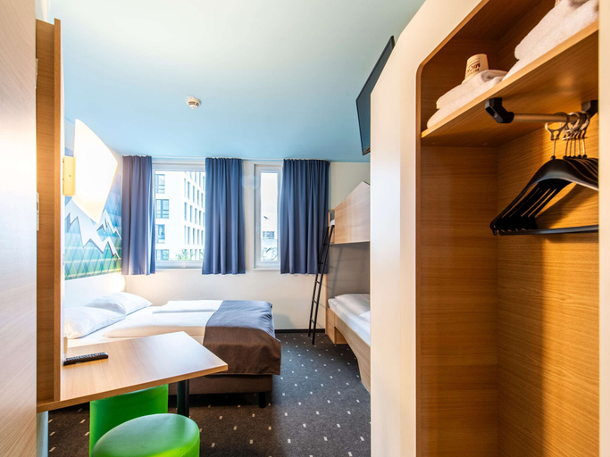 Bedroom 21