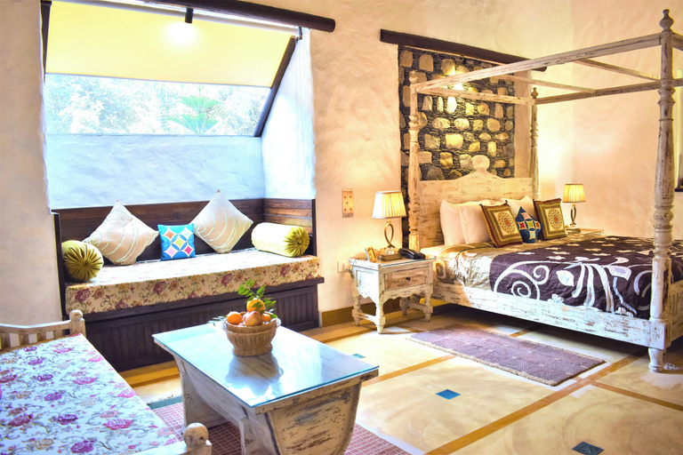 Bedroom 3, Paatlidun Safari Lodge, Almora