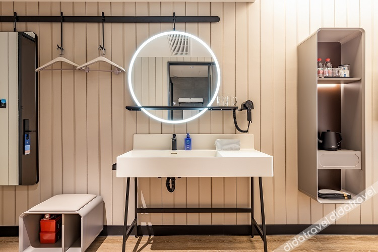 Bathroom, Hanting Hotel Sanmenxia Mianchi County, Sanmenxia