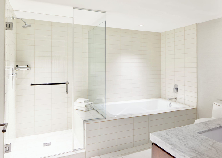 Bathroom 5, Hyatt Regency Atlanta Downtown, Atlanta