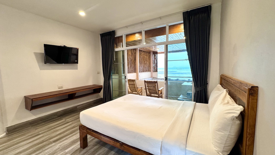 Bedroom 8