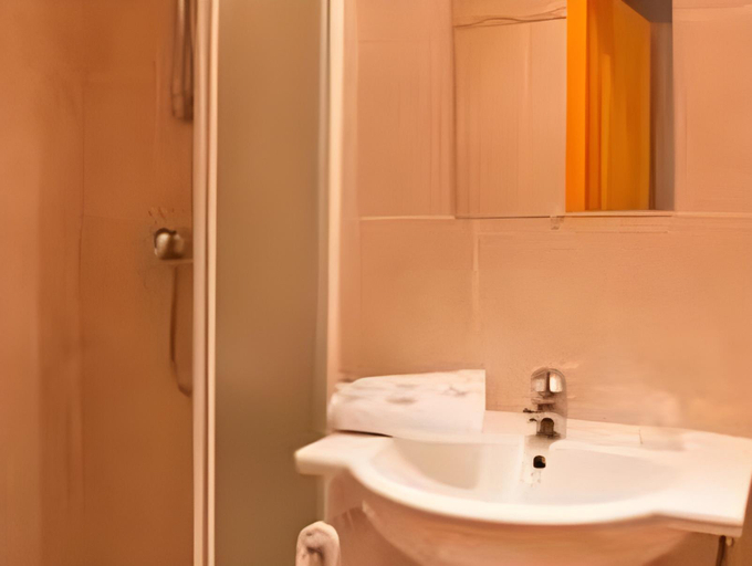 Bathroom 9