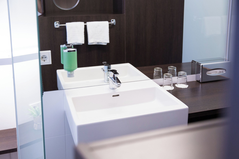 Bathroom 4, arte Hotel Krems, Krems an der Donau Stadt