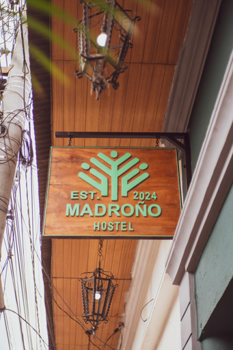 Others 5, Madrono Hostel, León