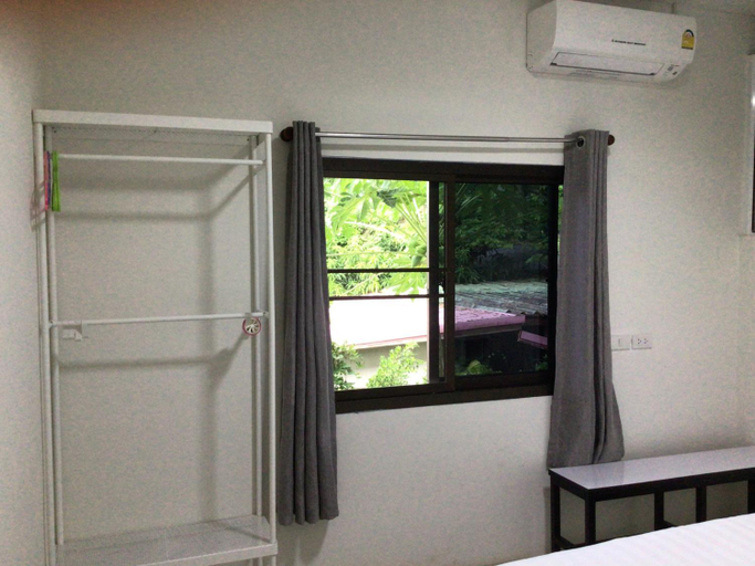 Others 5, Baan TaLay Hostel, K. Ko Kut
