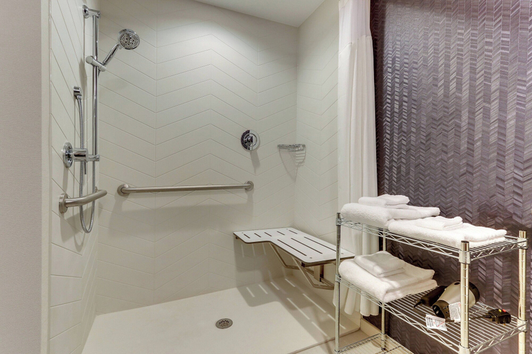Bathroom 29