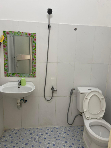 Bathroom, Nha nghi Bien Xanh, Phú Lộc
