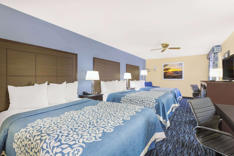 Bedroom 2, Days Inn by Wyndham Moab, Grand
