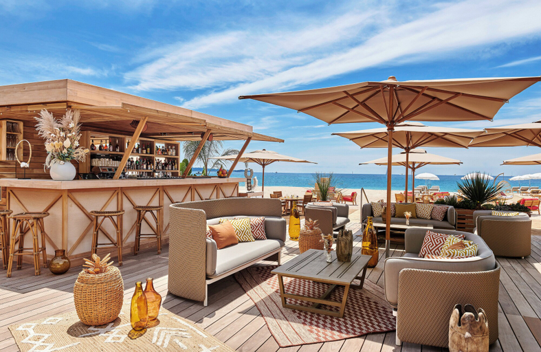 Food & Drinks 5, Hôtel Barrière Le Gray d'Albion, Alpes-Maritimes