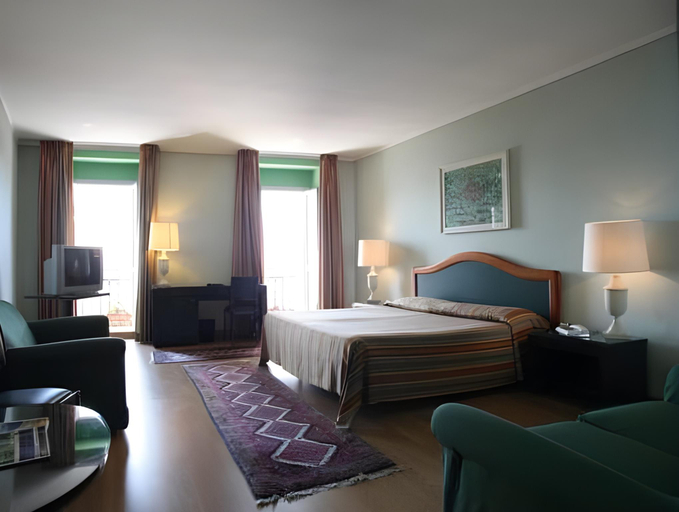 Bedroom 14