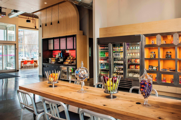 Food & Drinks 5, Aloft by Marriott Long Island City-Manhattan View, New York