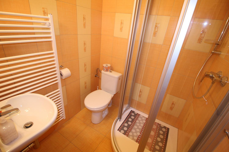 Bathroom 3, Pension Chalupka ll with a panoramic view of Spis Castle, Levoca