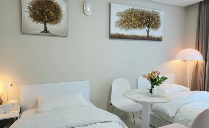 Bedroom 9