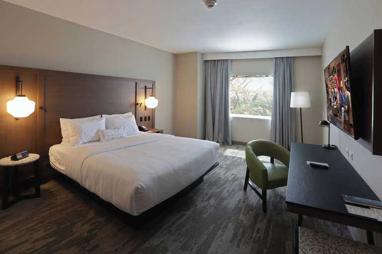 Bedroom 4, Fairfield Inn & Suites by Marriott Mexicali, Mexicali