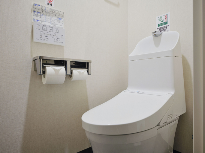 Bathroom 20