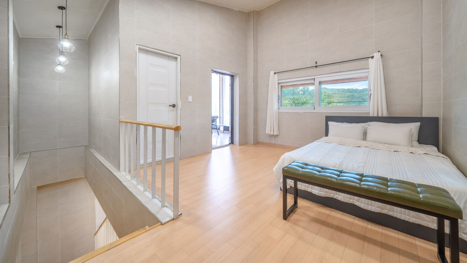 Bedroom 3, Gapyeong Ddel Poolvilla, Gapyeong