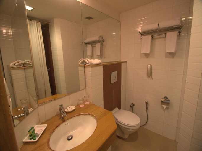 Bathroom 5, IRA By Orchid Bhubaneswar, Khordha