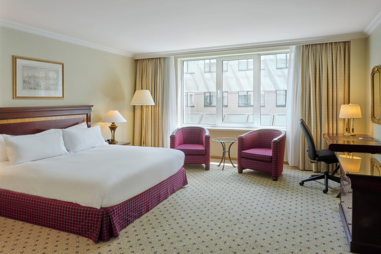 Bedroom 2, Hilton Antwerp Old Town, Antwerpen