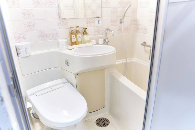 Bathroom 5, Heiwadai Hotel Arato, Fukuoka