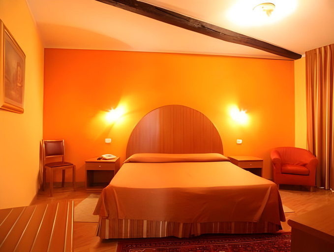Bedroom 12