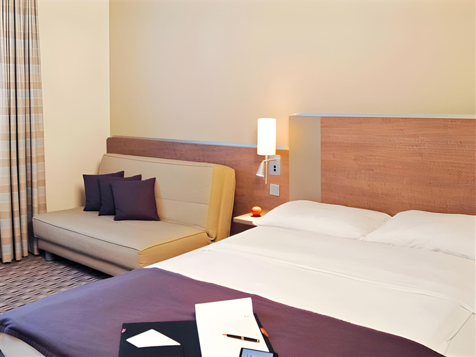 Bedroom 12