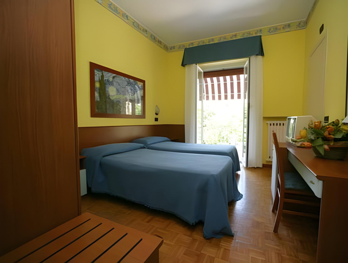 Bedroom 12