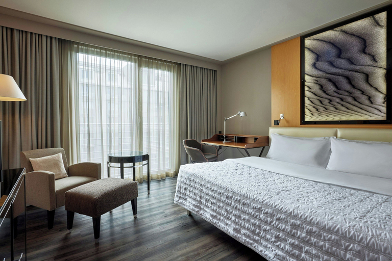 Bedroom 3, Le Méridien München, München