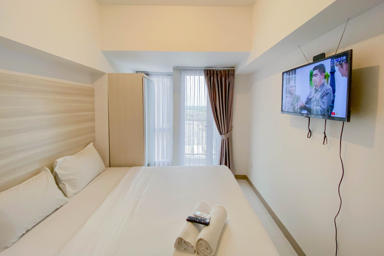 Bedroom 3, Modern Look Studio (No Kitchen) Tokyo Riverside PIK 2 Apartment By Travelio, Tangerang