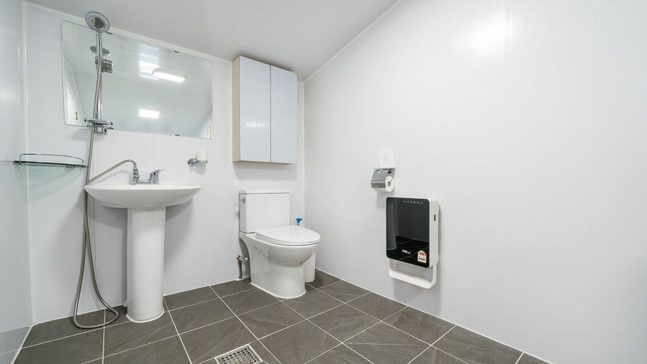Bathroom 4, Gapyeong Iluglamping, Gapyeong