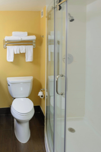 Bathroom 3, TownePlace Suites by Marriott Toronto Northeast/Markham, York