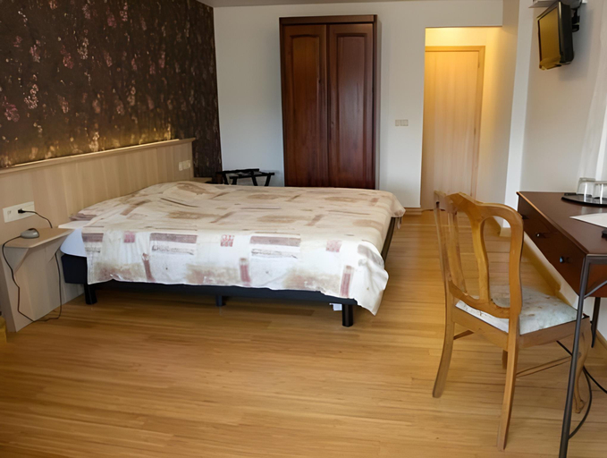 Bedroom 18