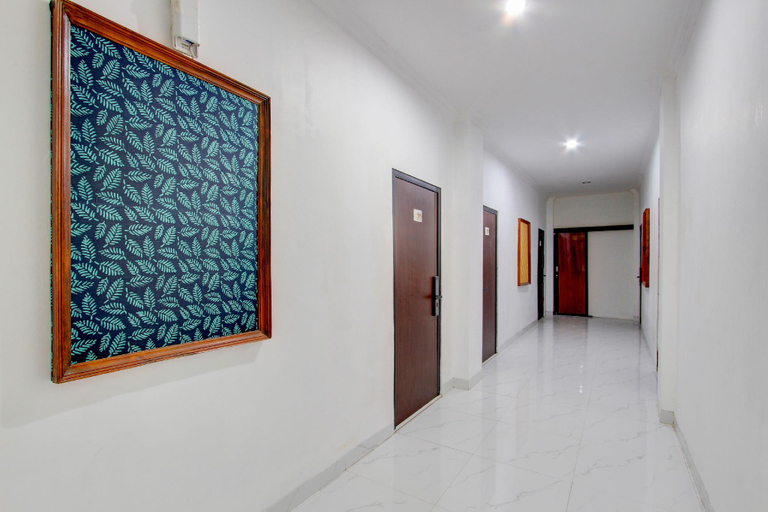 Public Area 1, Capital O 93266 Palmier Hotel, Sleman