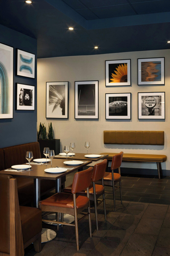 Food & Drinks 5, Four Points by Sheraton Surrey, Greater Vancouver