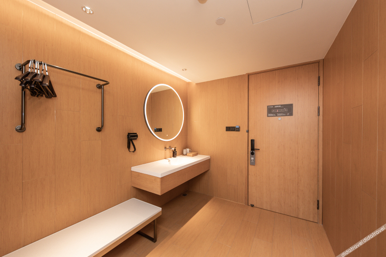 Bathroom 3, Ji Hotel Taizhou Old Street, Taizhou