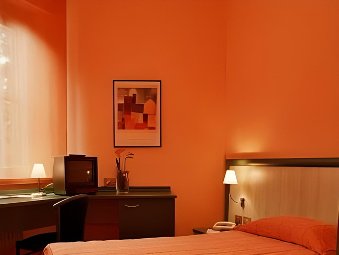 Bedroom 9