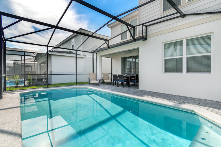 Sport & Beauty 5, 5BR Modern Home Near Disney, Themed Rooms, Pool, Polk